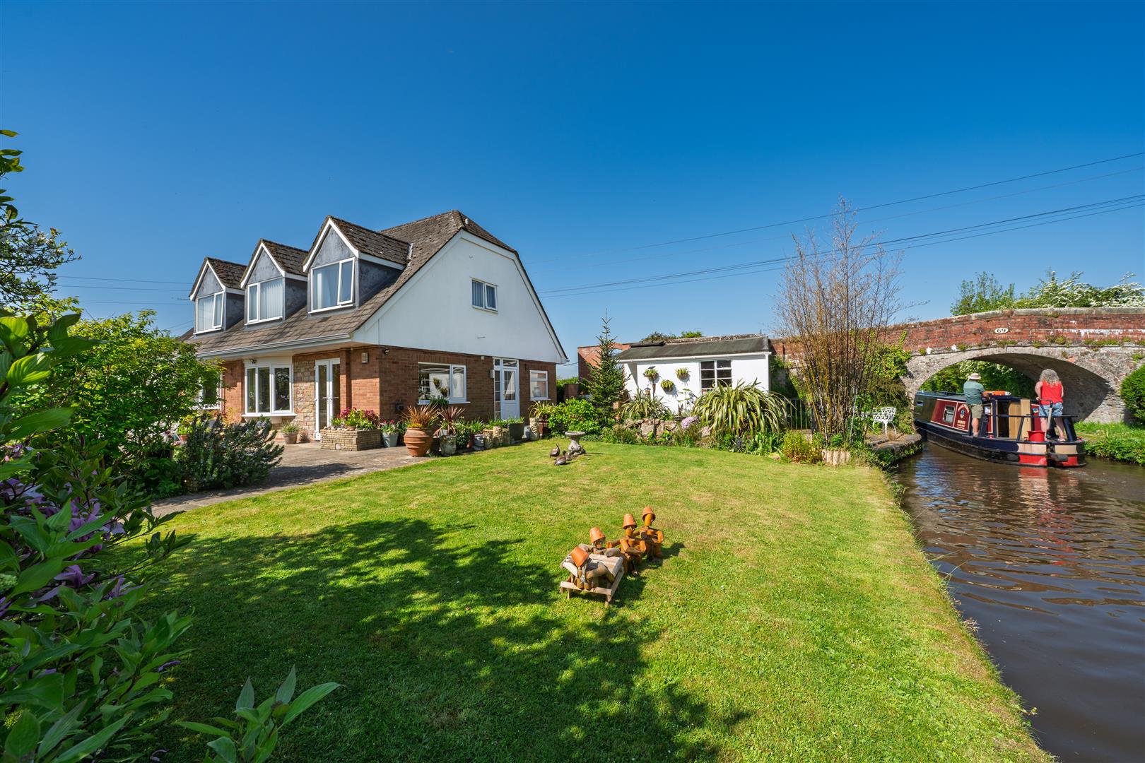 Bridge End , Oswestry, SY11 4PB For Sale Bridge End , Oswestry, SY11 4PB For Sale